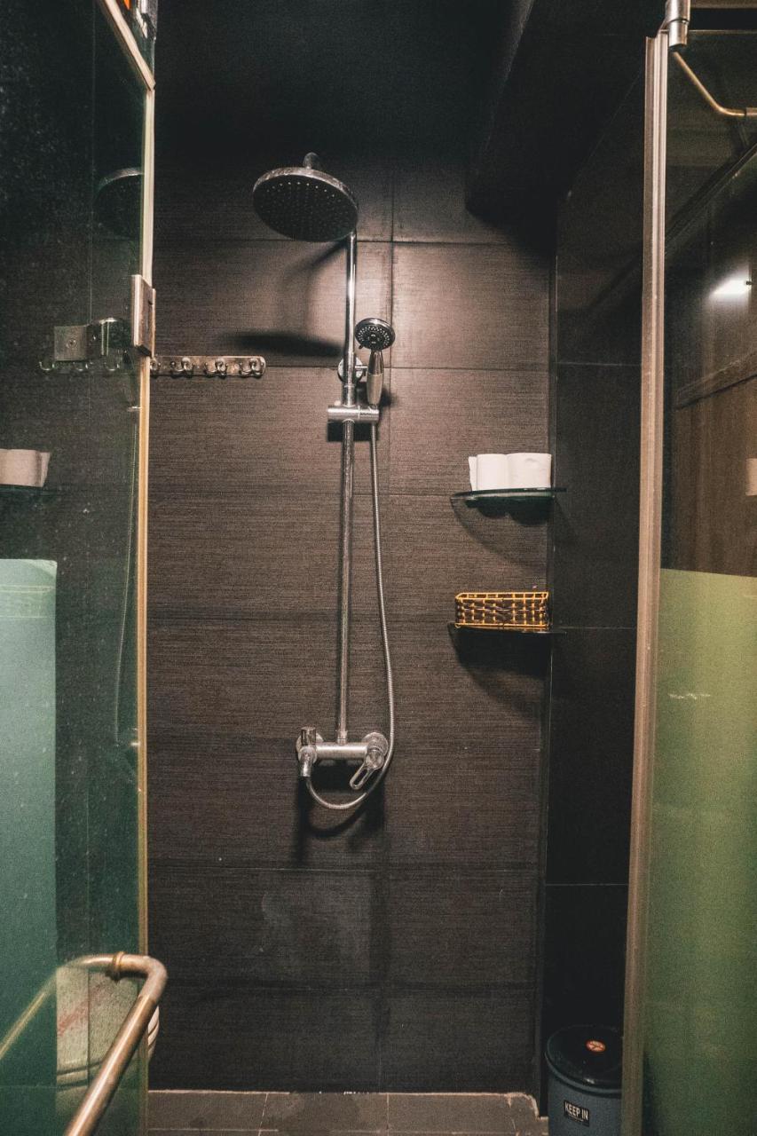 Bien Dong Hotel Hanoi Kültér fotó