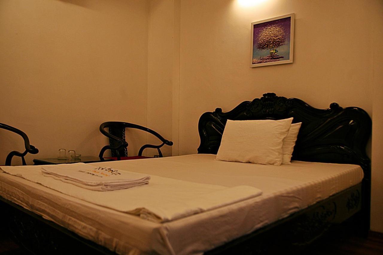 Bien Dong Hotel Hanoi Kültér fotó